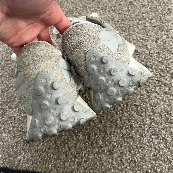 New Balance shoes - Picture 5 of 7